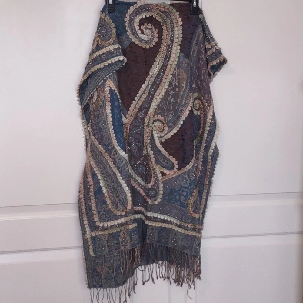 Chelsea by Joseph Beautiful Beaded Crochet Wrap Scarf Shawl Oversized Paisley